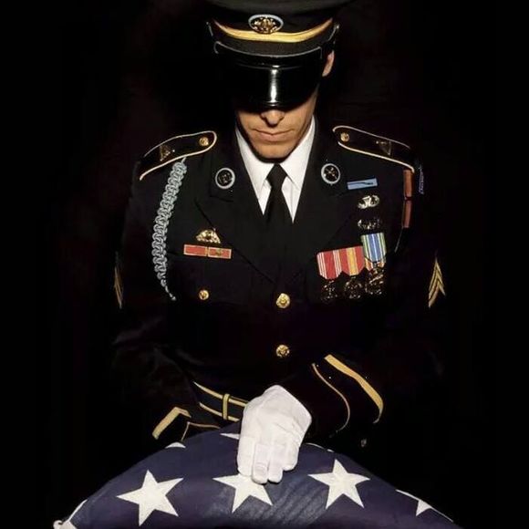 Meet your Posher, Travis - Picture 1 of 1